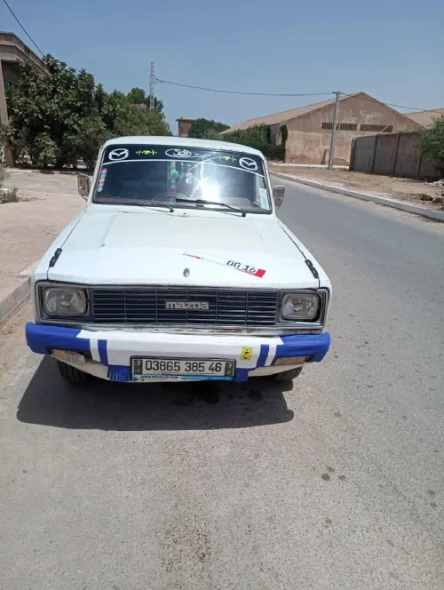 Mazda B 1600 1985 Bâche