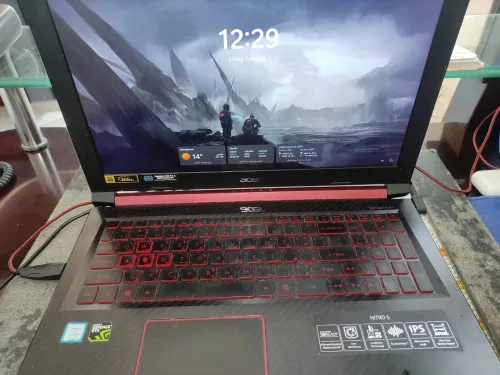 Nitro 5 515-52 laptop 