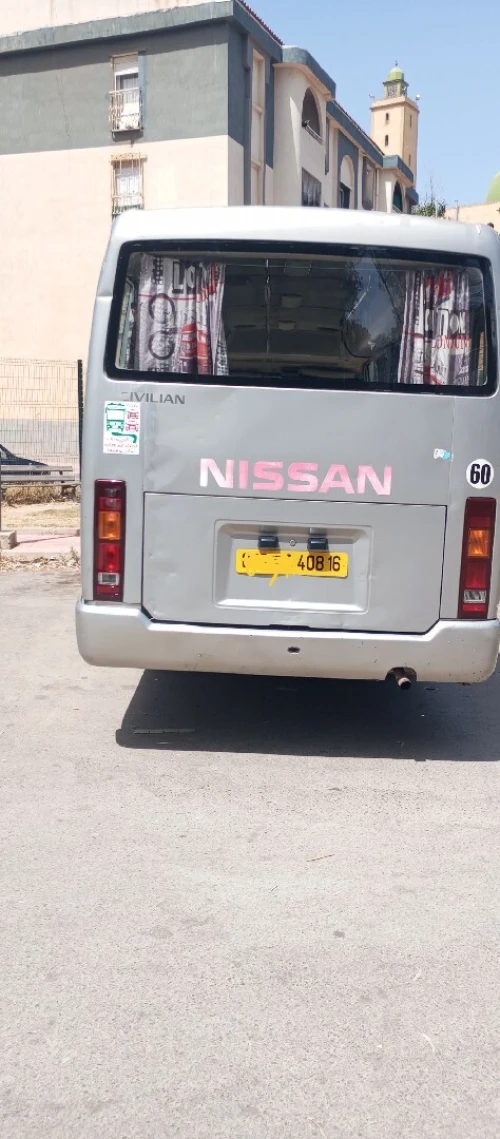 Nissan civilian 2008