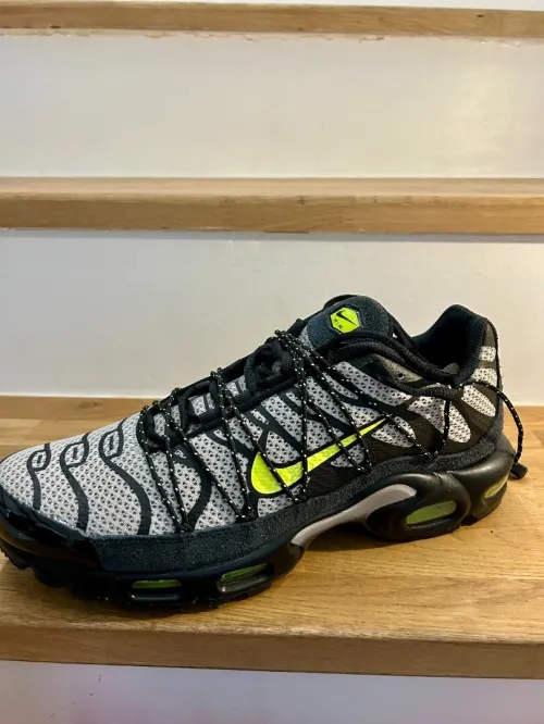 NIKE AIR MAX PLUS UTILITY / TN 