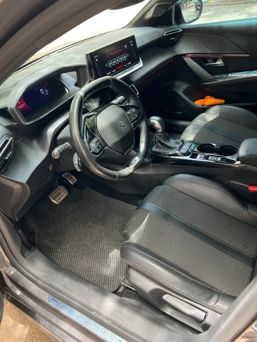 Peugeot 208 2022 Gt