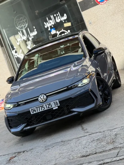 Volkswagen Golf 8 2025 R Black Edition 