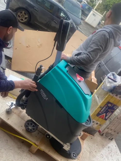 AUTO LAVEUSE