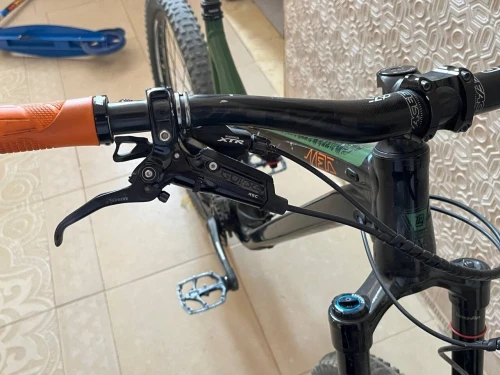 velo vtt enduro commencal meta sx edition limite british columbia