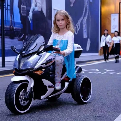 Voiture électrique pour enfants 