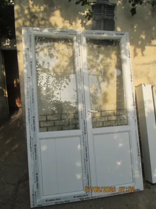 Porte balcon Très bonne état en PVC