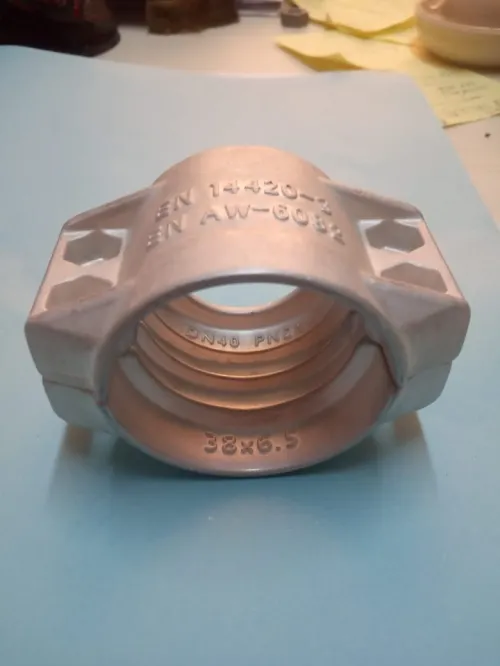 Flexible et composants hydrauliques 