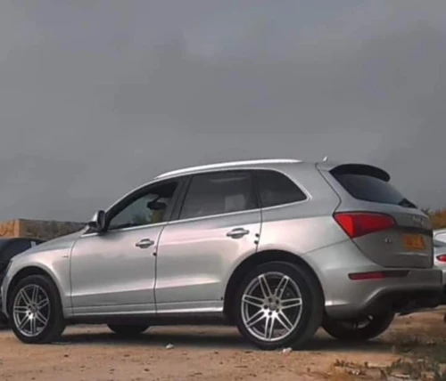 Audi Q5 2011 S Line Pack Tech