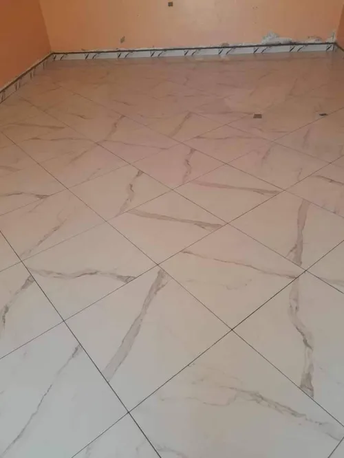 Maçon qualifié مختض ذو خبرة في التبليط