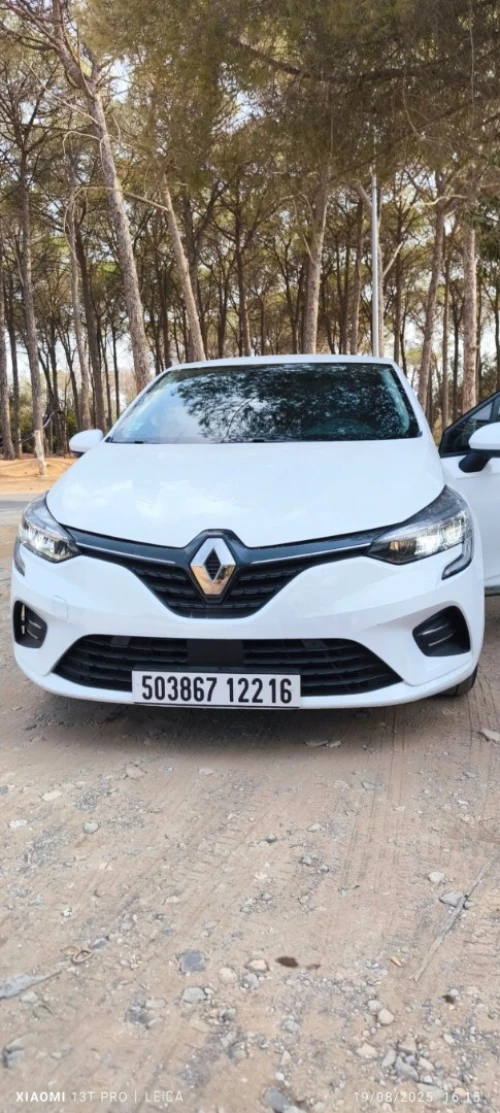 Renault Clio 5 1.6 hybride 145 ch 2022 Clio 5 hybride