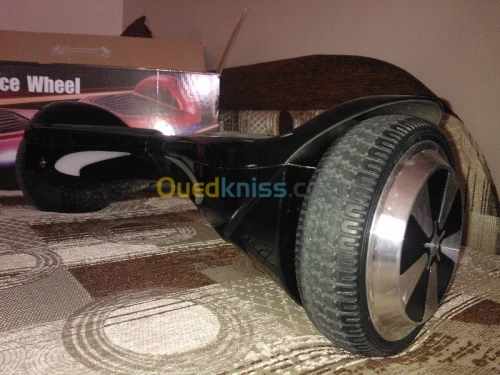HOVER BOARD 