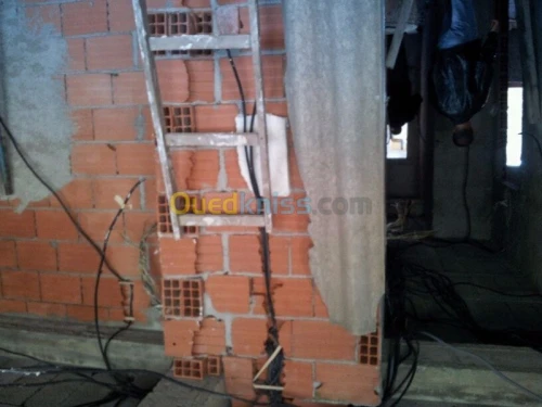 Electricien bâtiment.