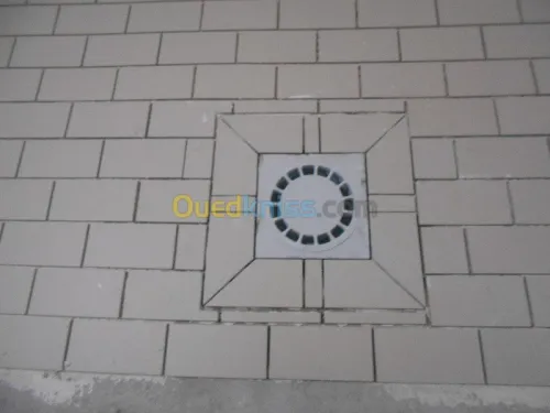 Revétement de sol anti acide