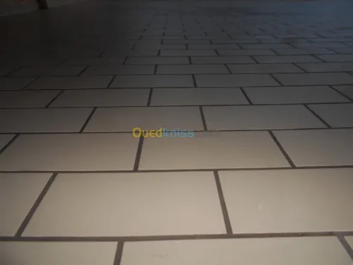 Revétement de sol anti acide