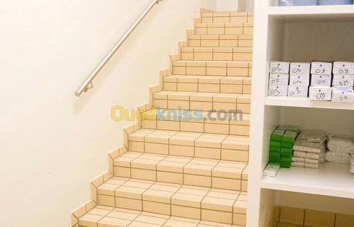 Revétement de sol anti acide