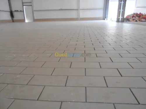 Revétement de sol anti acide