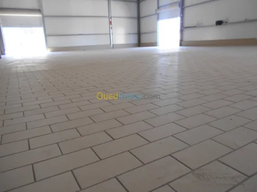 Revétement de sol anti acide