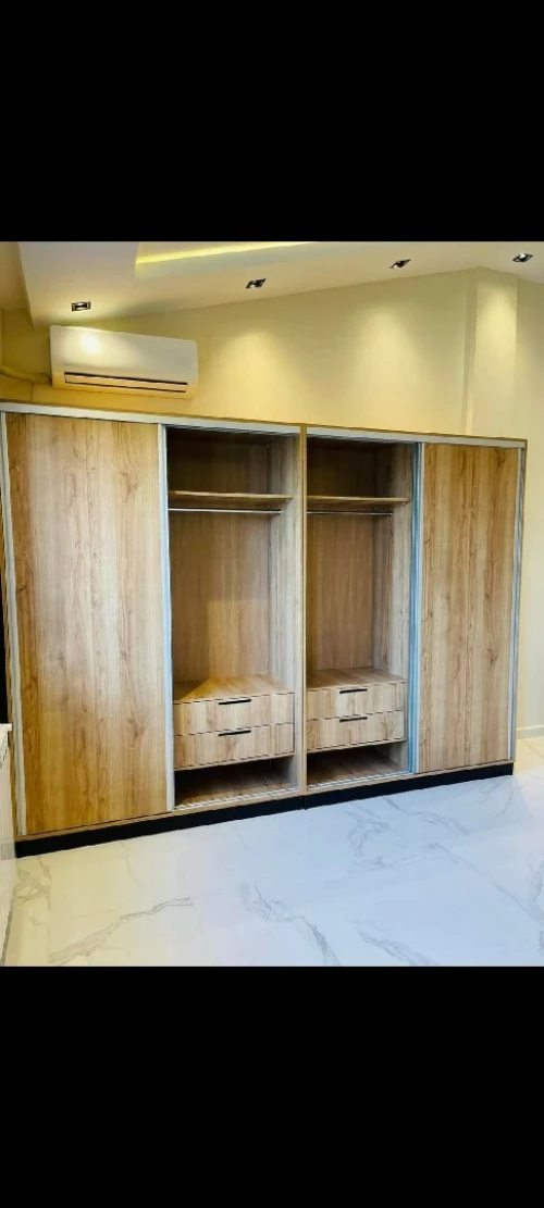 Dressing et cuisine équipée et meuble télé 