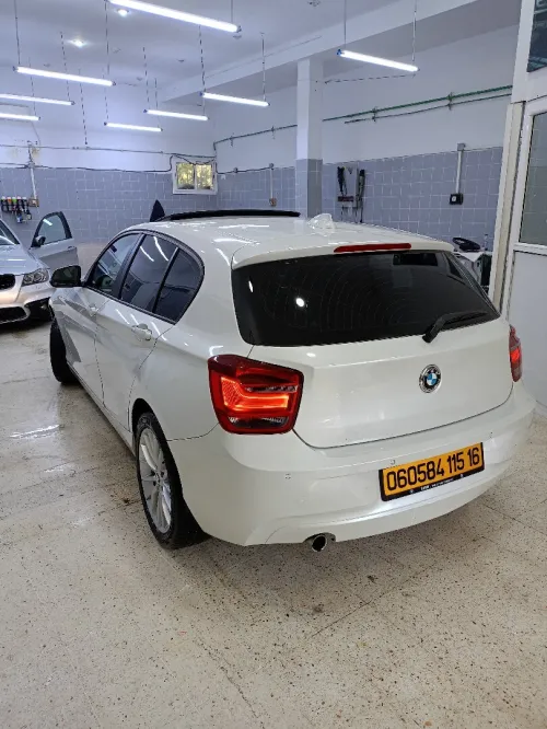 BMW Série 1 2015 Urbain Line