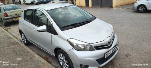 Toyota Yaris 2012 