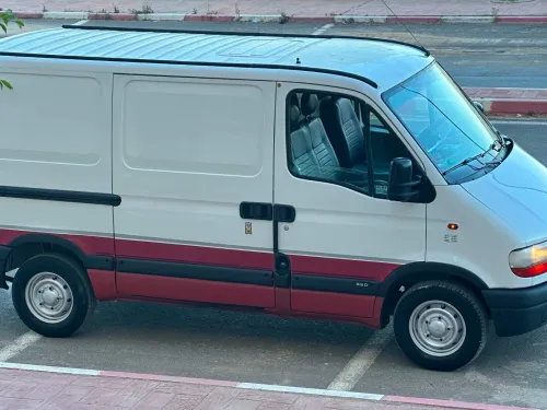 Renault Master 2.5 iveco 2000