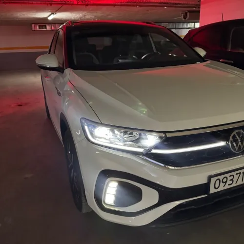 Volkswagen T-Roc 2025 