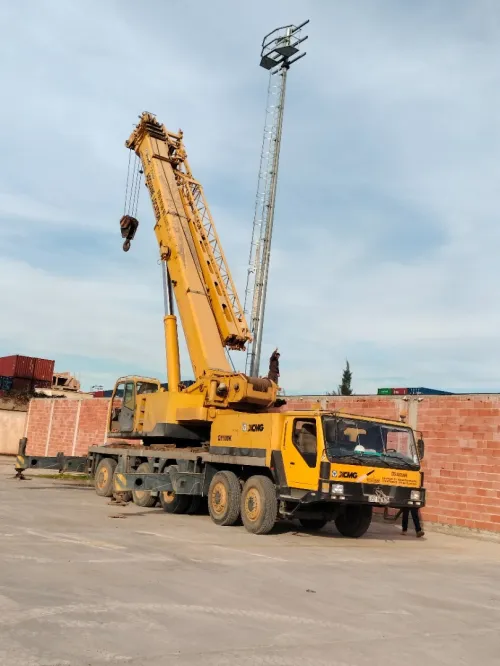 Location grue mobile 100/50 tonne