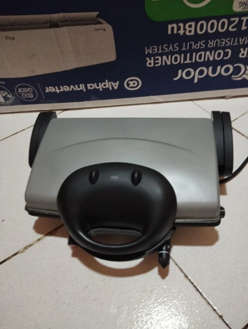 Panineuse 1800 W 