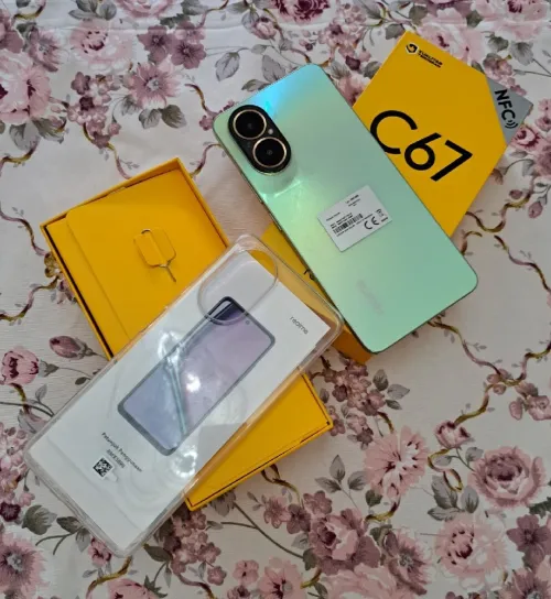 Realmé C67 