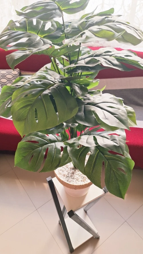 Plante artificielle Monstera avec Table Décorative Blanche Moderne