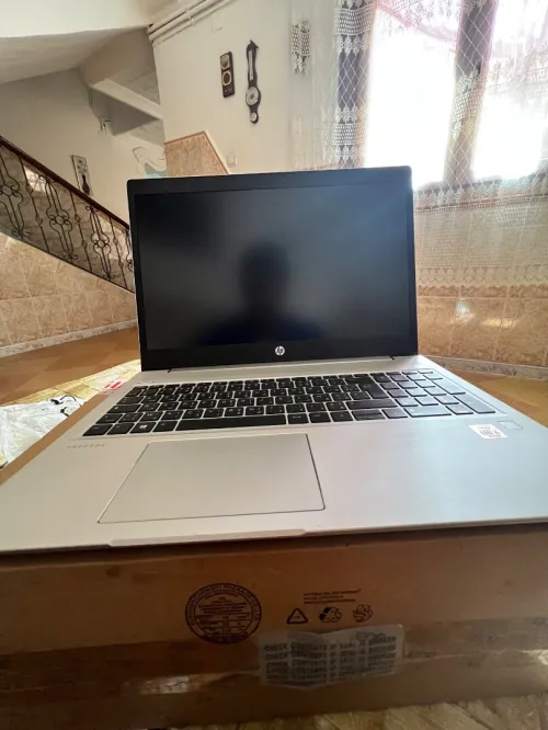 HP probook G7 450 I5 10ème génération 