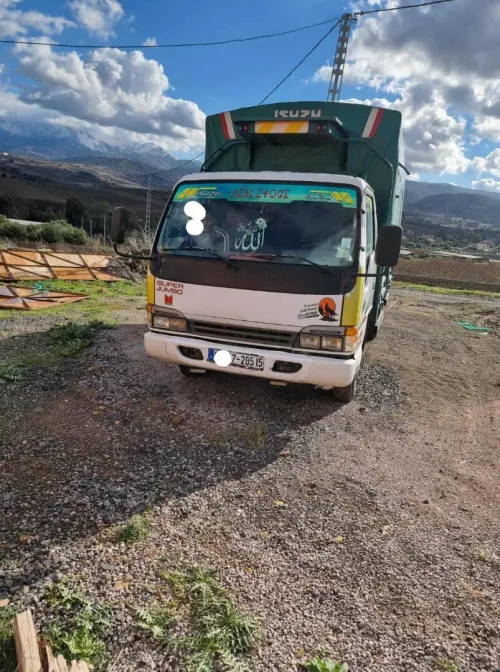 Isuzu Isuzu 2005