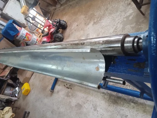 Machine fabrication de chinno ou gouteair