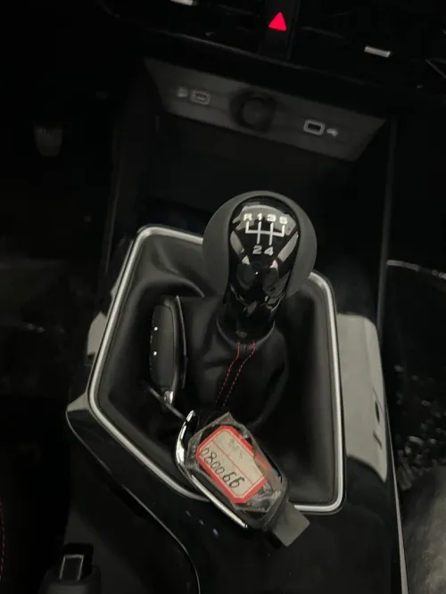 MG MG5 2026 M5