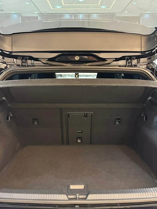 Volkswagen Golf 8 2021 R-Line