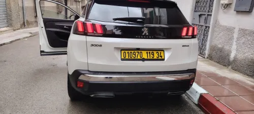 Peugeot 3008 2019 الاصلية