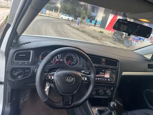 Volkswagen Golf 7 2017 Stars