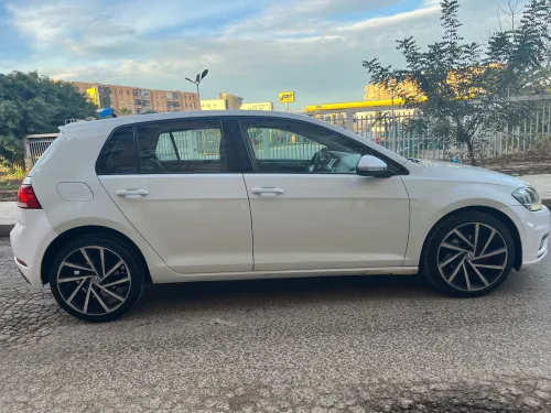 Volkswagen Golf 7 2017 Stars