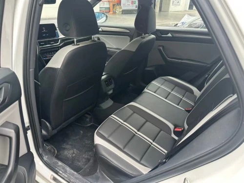 Volkswagen T-Roc 2026 Morning light version