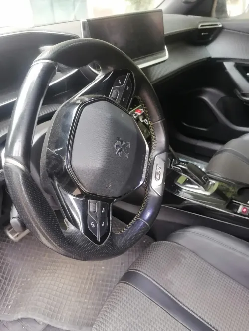 Peugeot 2008 2020 Gt