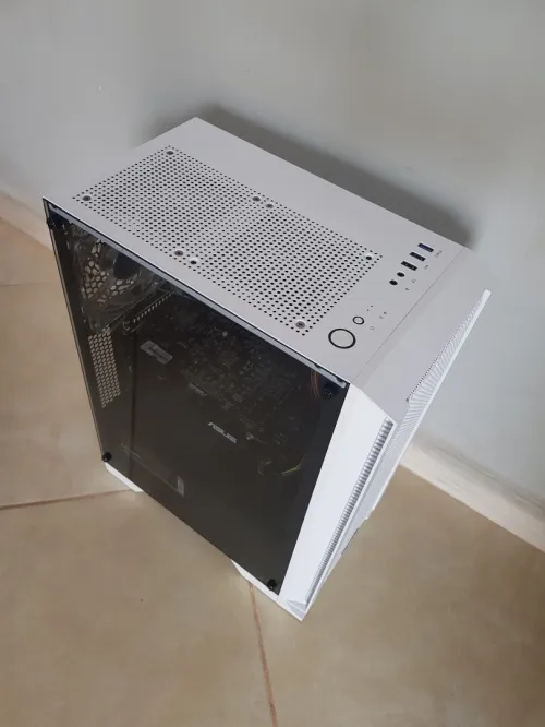 Pc gamer and modeling 