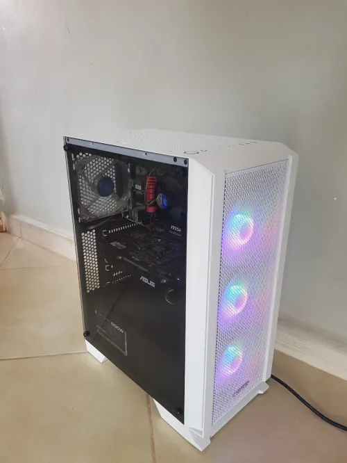 Pc gamer and modeling 