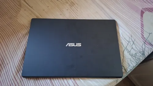 ASUS E410K
