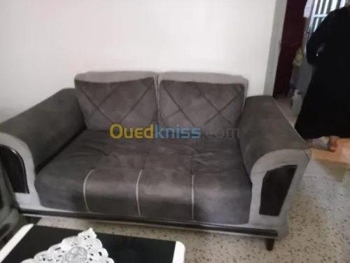 Fauteuil 4mlioncentime négociable