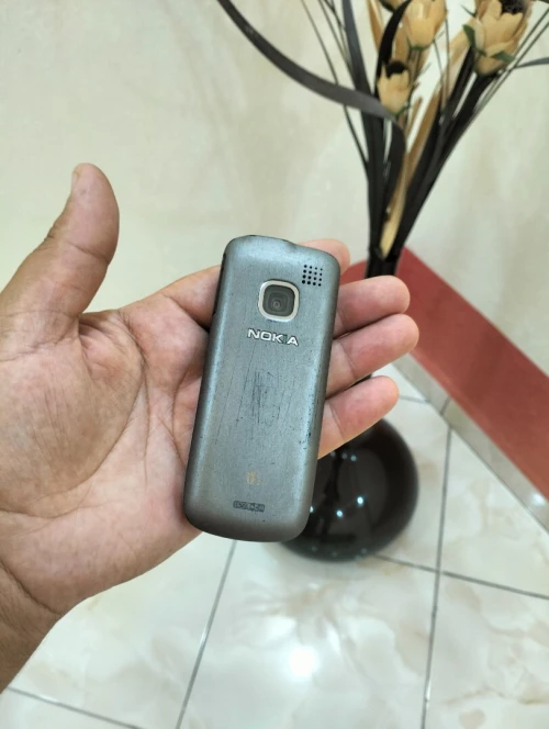 Nokia C1