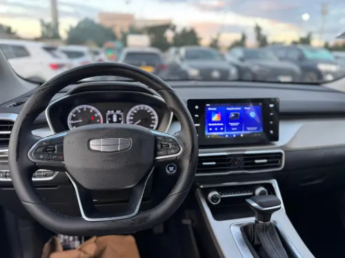 Geely Coolray 2025 