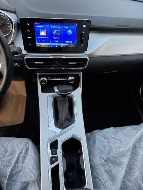 Geely Coolray 2025 