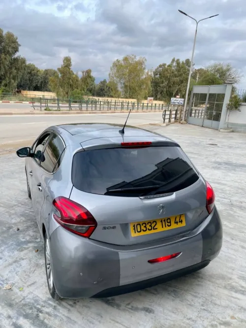Peugeot 208 2019 Allure Facelift