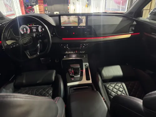 Audi Q5 2023 S line quattro