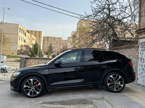 Audi Q5 2023 S line quattro